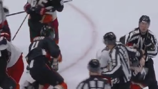 A fight breaks out between the Columbus Blue Jackets and Anaheim Ducks.