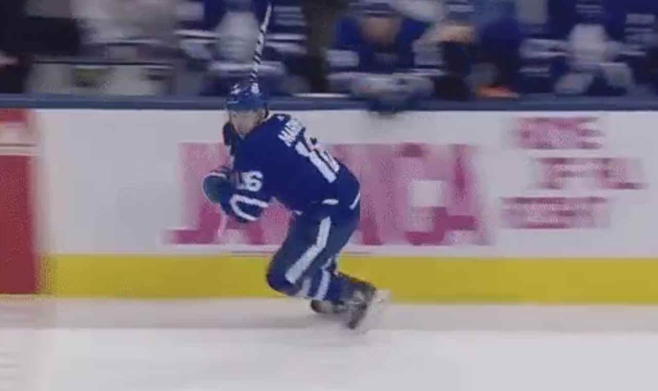 Watch: Leafs' Mitch Marner picks up stick from bench, gets immediate assist  