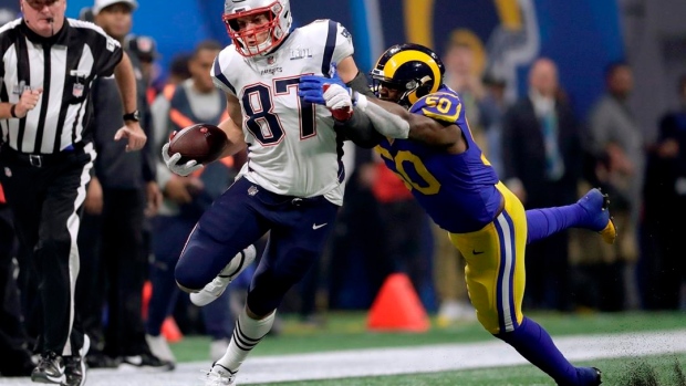 Gronkowski makes 2 key caches in what could be his last game Article Image 0