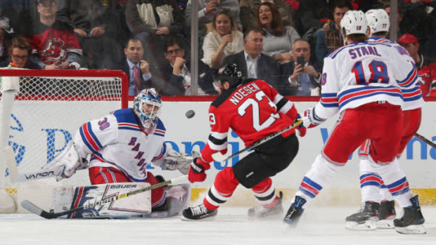 Devils fans savagely mock Rangers with their own goal song after