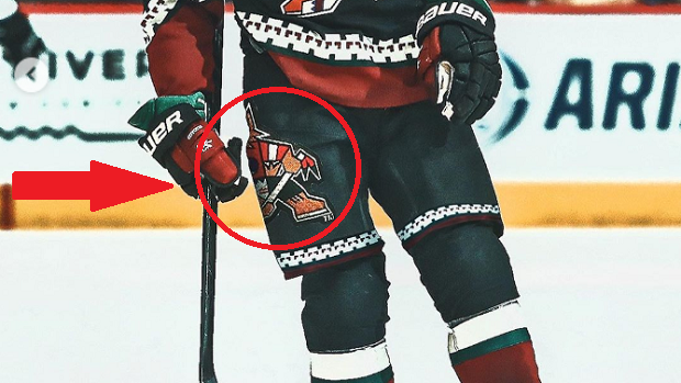 Here's why NHL players don't wear long pants
