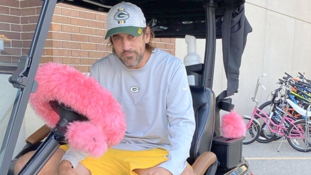 David Bakhtiari gifted Aaron Rodgers his own personalized golf cart and  we're obsessed - Article - Bardown