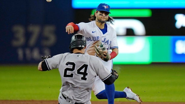 What tiebreaker scenarios do Blue Jays face in AL Wild Card race?