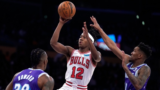 Ayo Dosunmu takes key role while biding time as rookie with Bulls