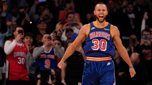 Steph Curry's No. 30 jersey will be retired by Davidson
