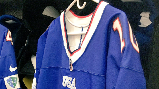 USA Hockey unveils Bills-themed jersey for world junior outdoor